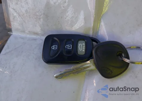 2011 Hyundai Elantra Limited из США, поврежденный, VIN 5NPDH4AE0BH001277